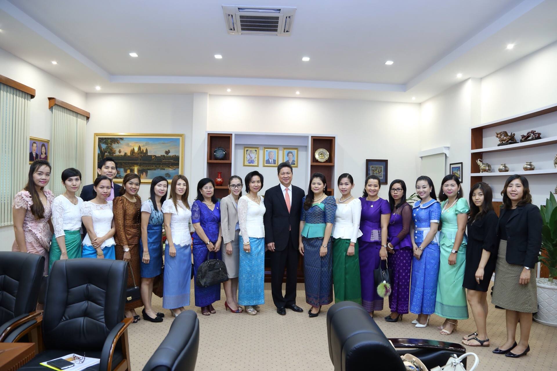 H.E. Sun Chanthol Meeting with Cambodia Women Entrepreneur Association