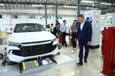 CDC Inspect the completed production line of BYD Cambodia’s assembly plant